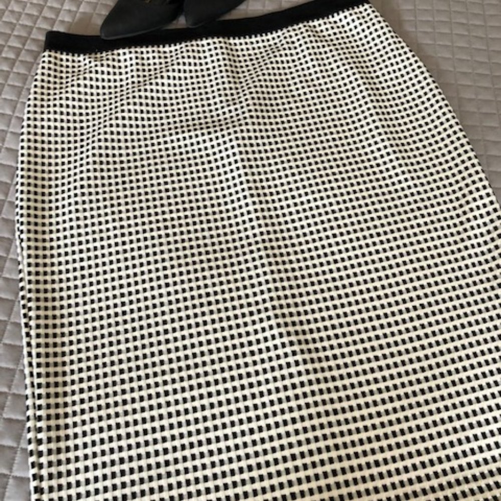 Black & White Check Knit Skirt, XL